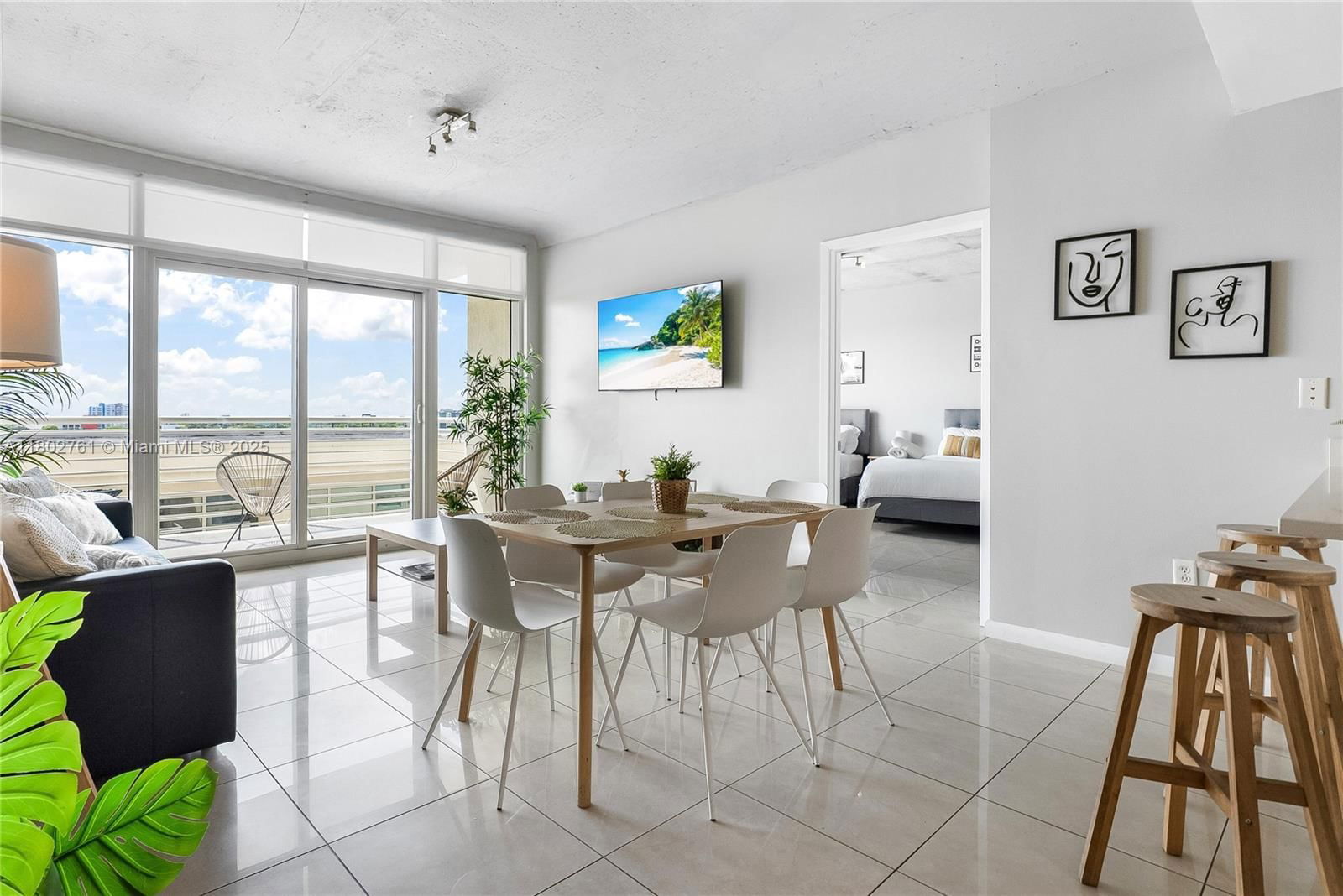 Real estate property located at 3250 1st Ave #706, Miami-dade, Midblock Miami Condo, Miami, FL