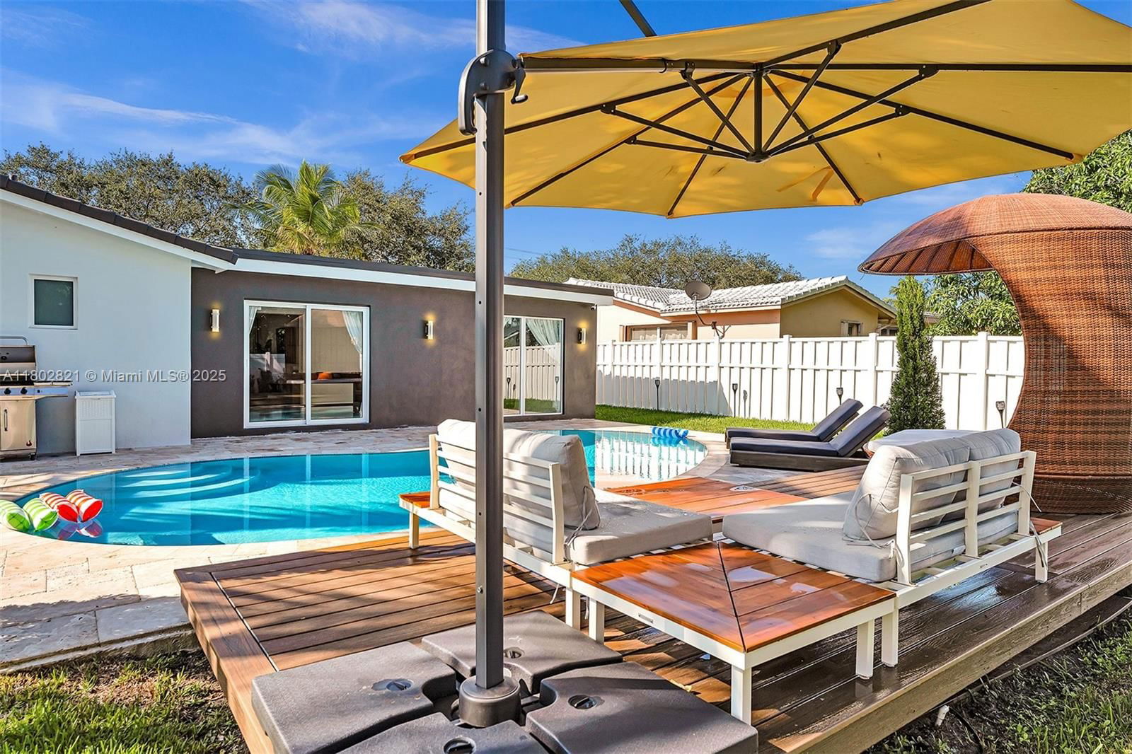 Real estate property located at 5005 Johnson St, Broward, Hollywood Hills Amen Plat, Hollywood, FL