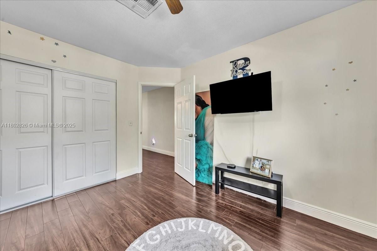 Real estate property located at 9765 37th St, Broward, Welleby Unit Thirteen, Sunrise, FL