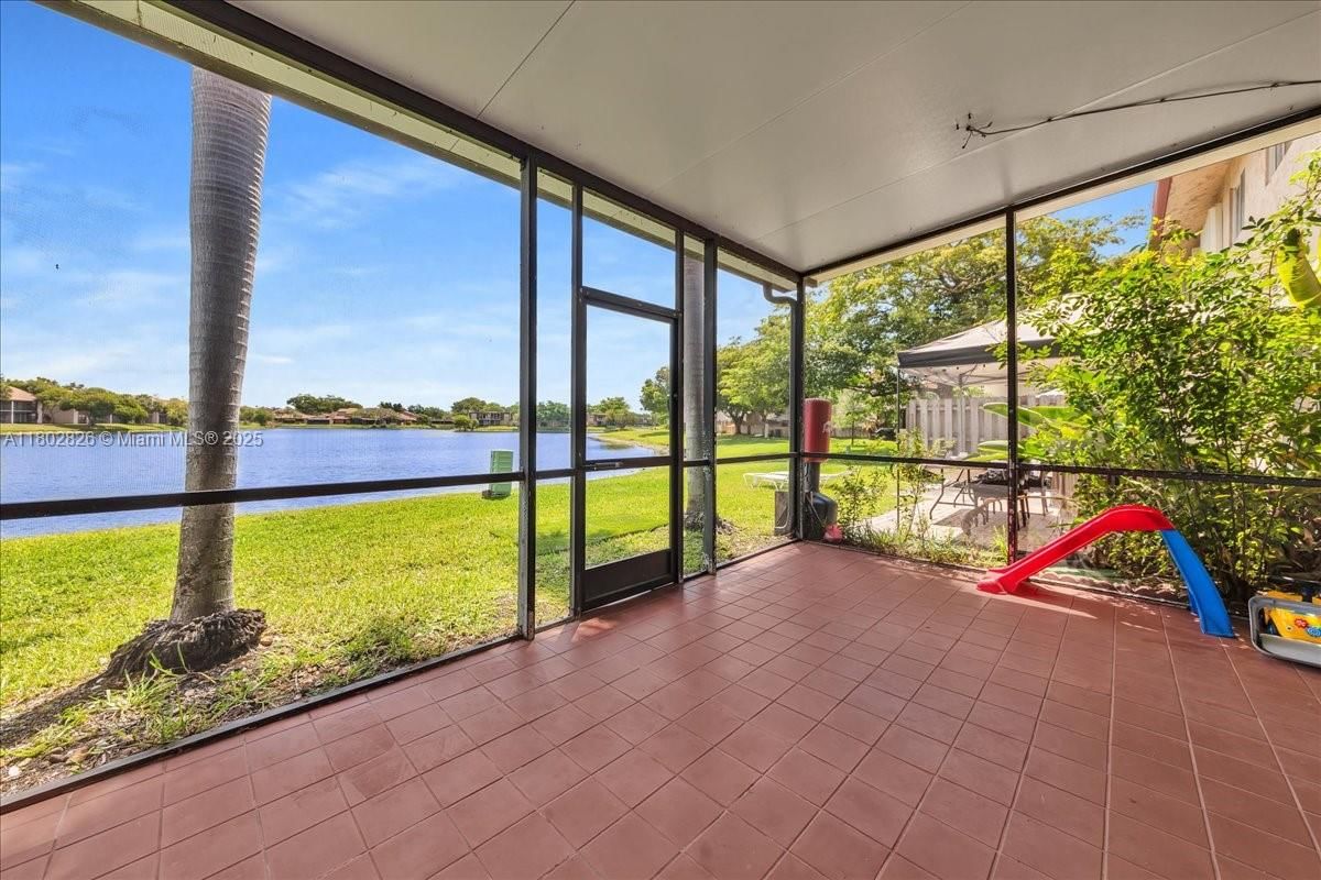 Real estate property located at 9765 37th St, Broward, Welleby Unit Thirteen, Sunrise, FL