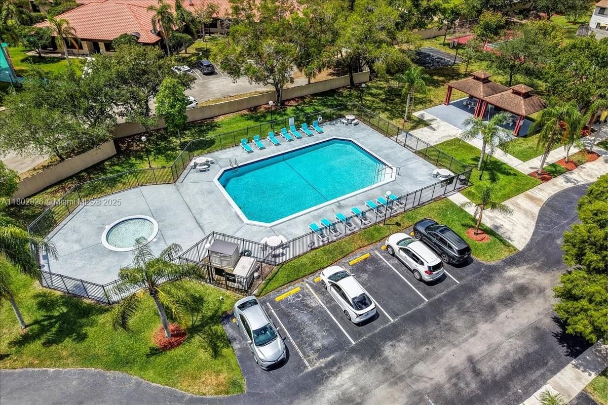 Real estate property located at 9765 37th St, Broward, Welleby Unit Thirteen, Sunrise, FL