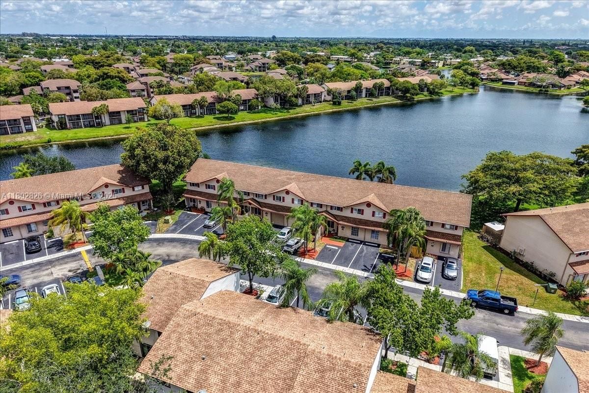 Real estate property located at 9765 37th St, Broward, Welleby Unit Thirteen, Sunrise, FL
