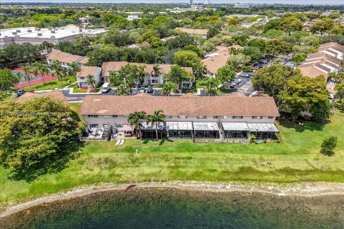 Real estate property located at 9765 37th St, Broward, Welleby Unit Thirteen, Sunrise, FL