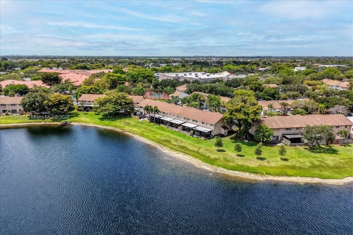 Real estate property located at 9765 37th St, Broward, Welleby Unit Thirteen, Sunrise, FL