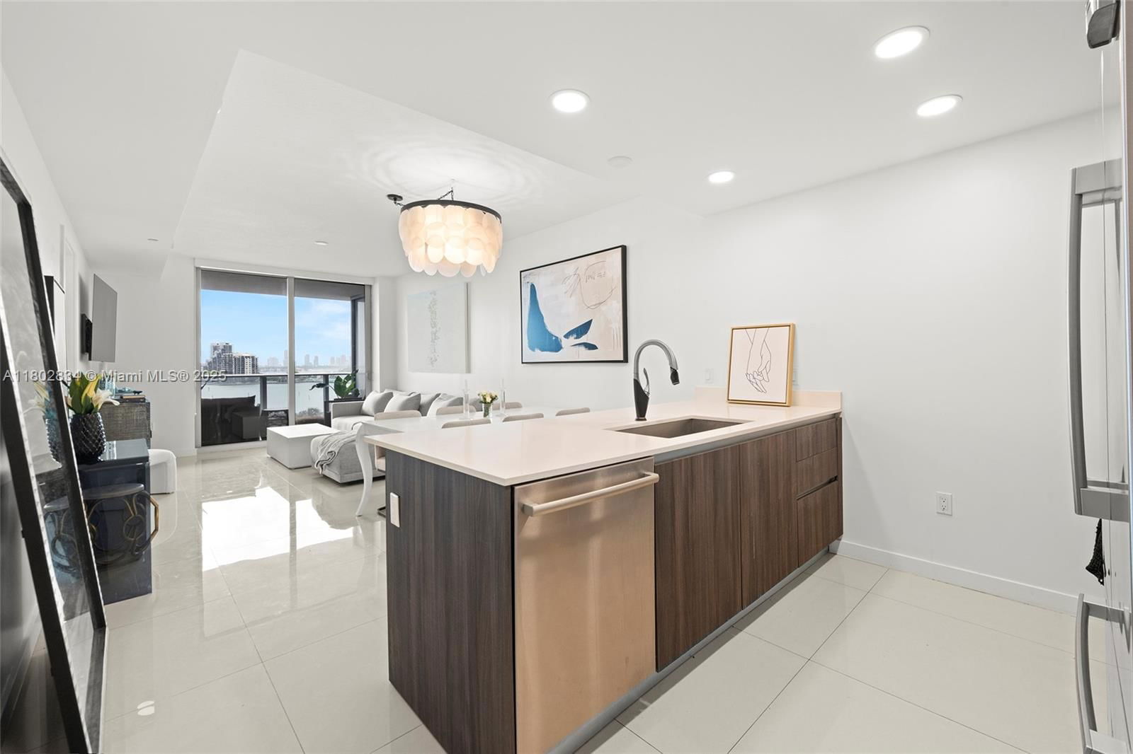 Real estate property located at 488 18th St #704, Miami-dade, Aria On The Bay Condo, Miami, FL