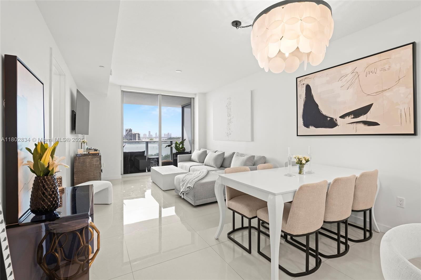 Real estate property located at 488 18th St #704, Miami-dade, Aria On The Bay Condo, Miami, FL