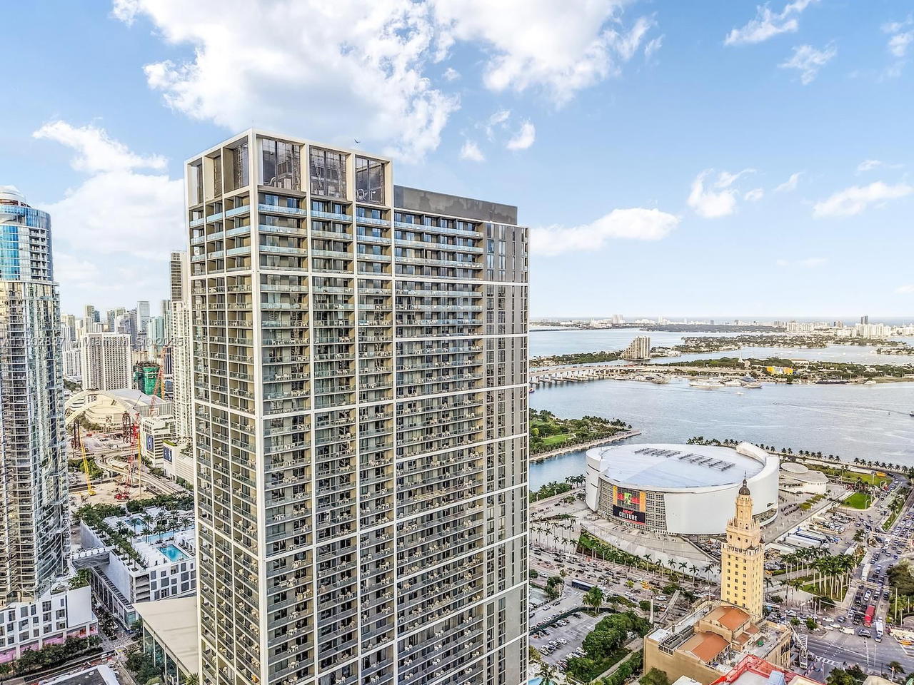 Real estate property located at 601 1 #3403, Miami-dade, Gale, Miami, FL