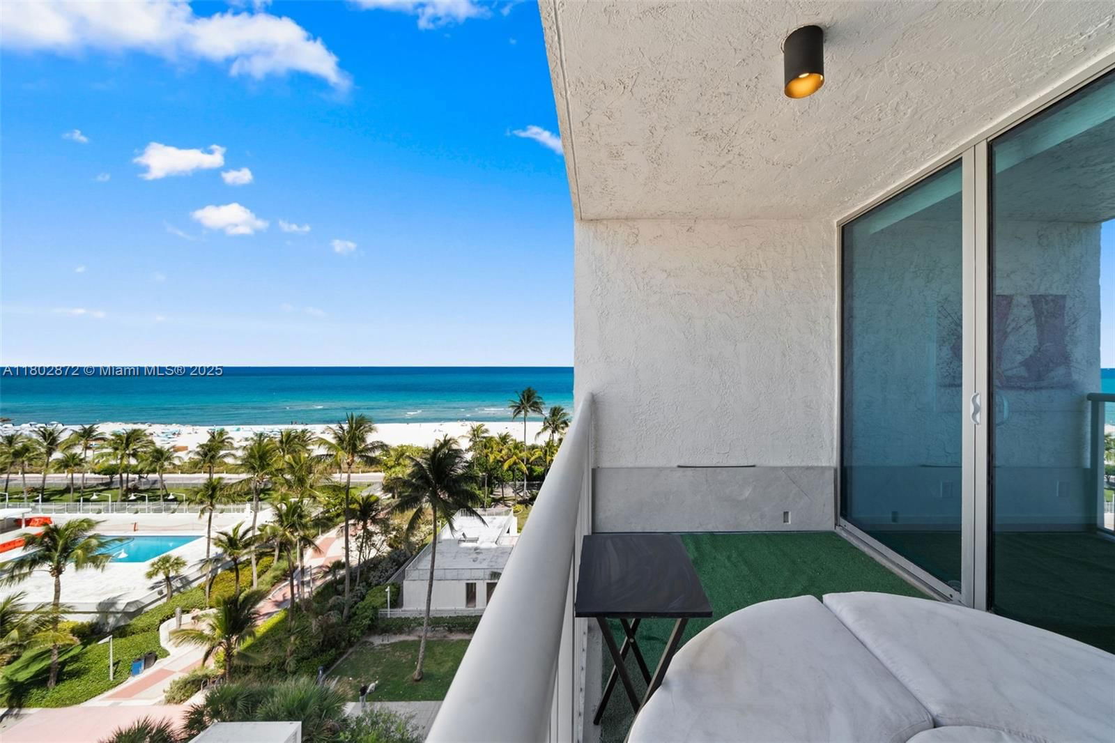 Real estate property located at 2655 Collins Ave #1009, Miami-dade, Mirasol Ocean Towers Cond, Miami Beach, FL