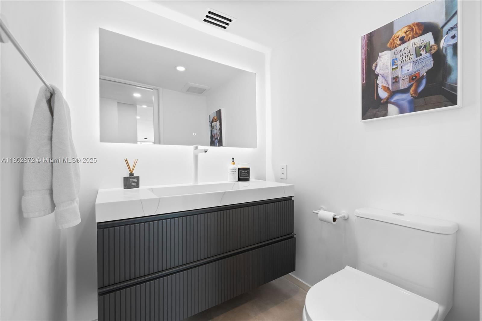 Real estate property located at 2655 Collins Ave #1009, Miami-dade, Mirasol Ocean Towers Cond, Miami Beach, FL