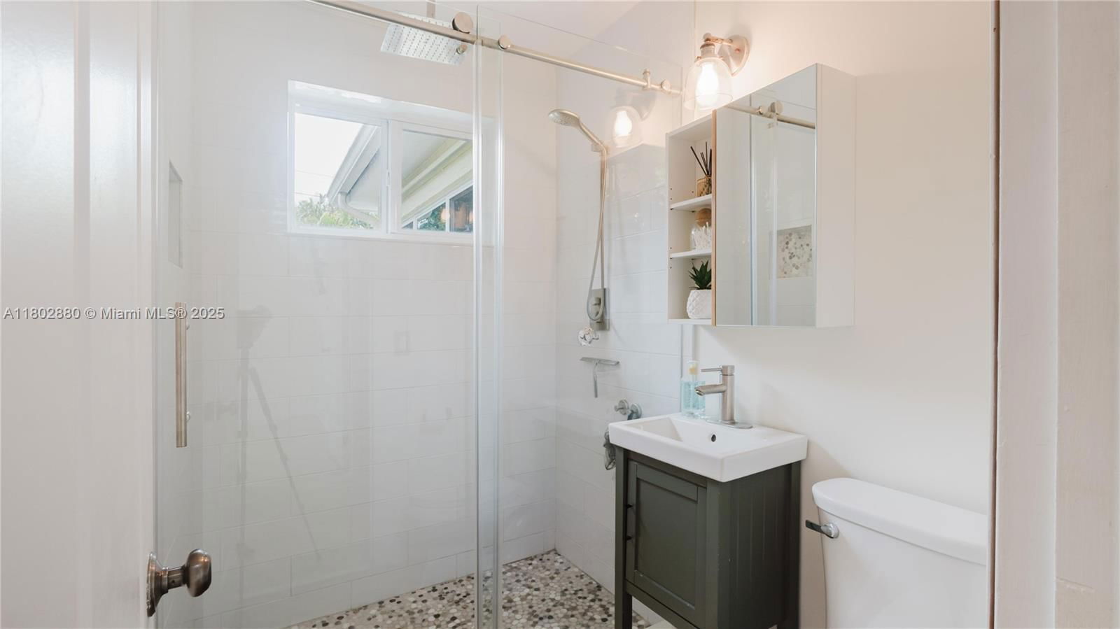 Real estate property located at 1112 31st Ave, Broward, Central Golf Sec Of Holly, Hollywood, FL