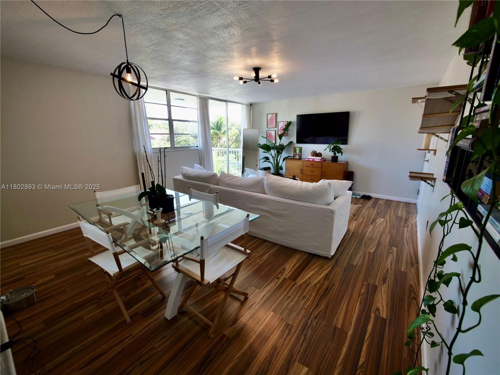 Real estate property located at 16518 26th Ave #305, Miami-dade, Eastern Parkview Condo, North Miami Beach, FL