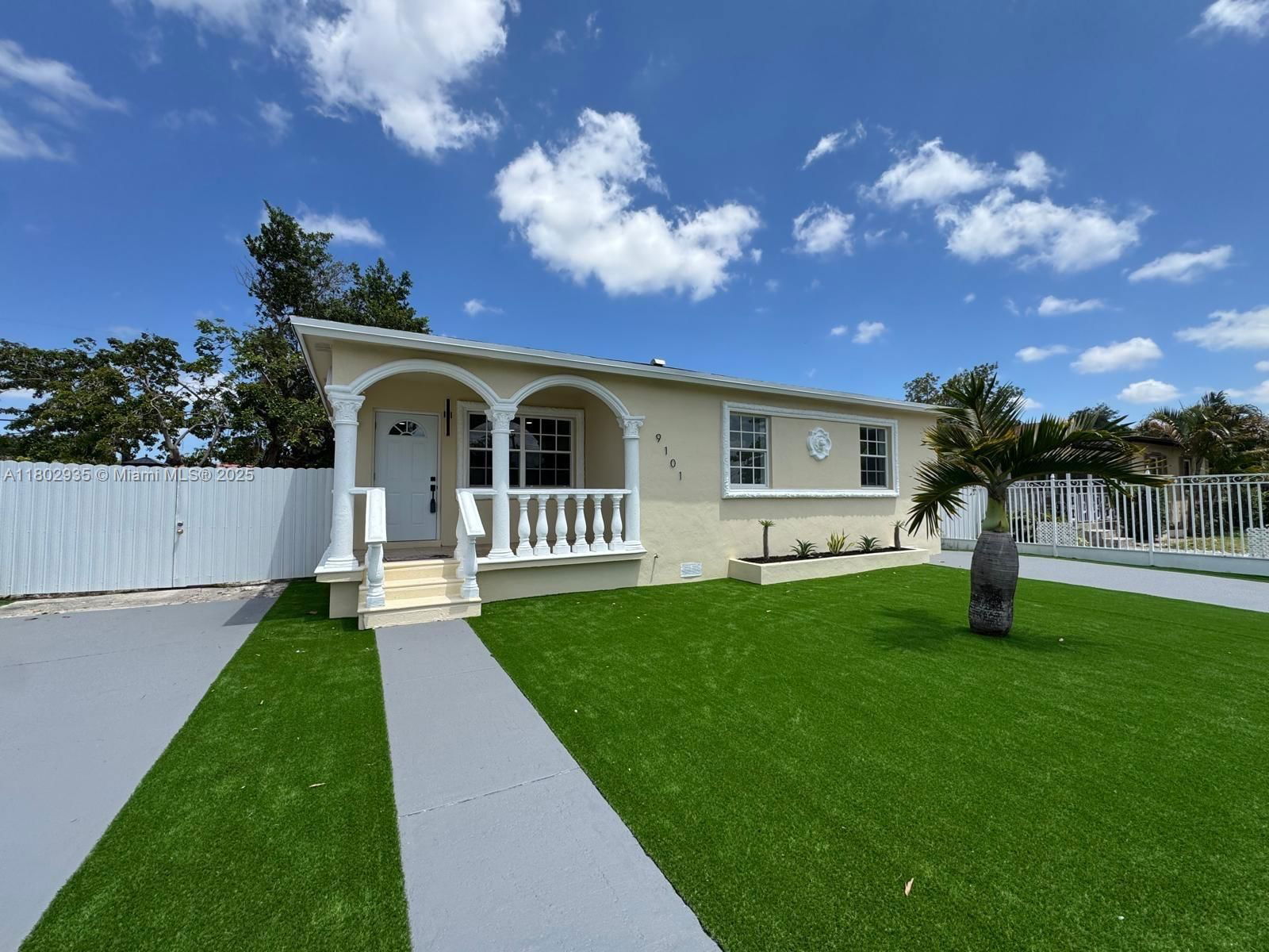 Real estate property located at 9101 35th Ct, Miami-dade, Broadmoor Manor, Miami, FL