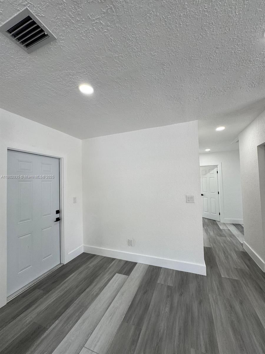 Real estate property located at 9101 35th Ct, Miami-dade, Broadmoor Manor, Miami, FL