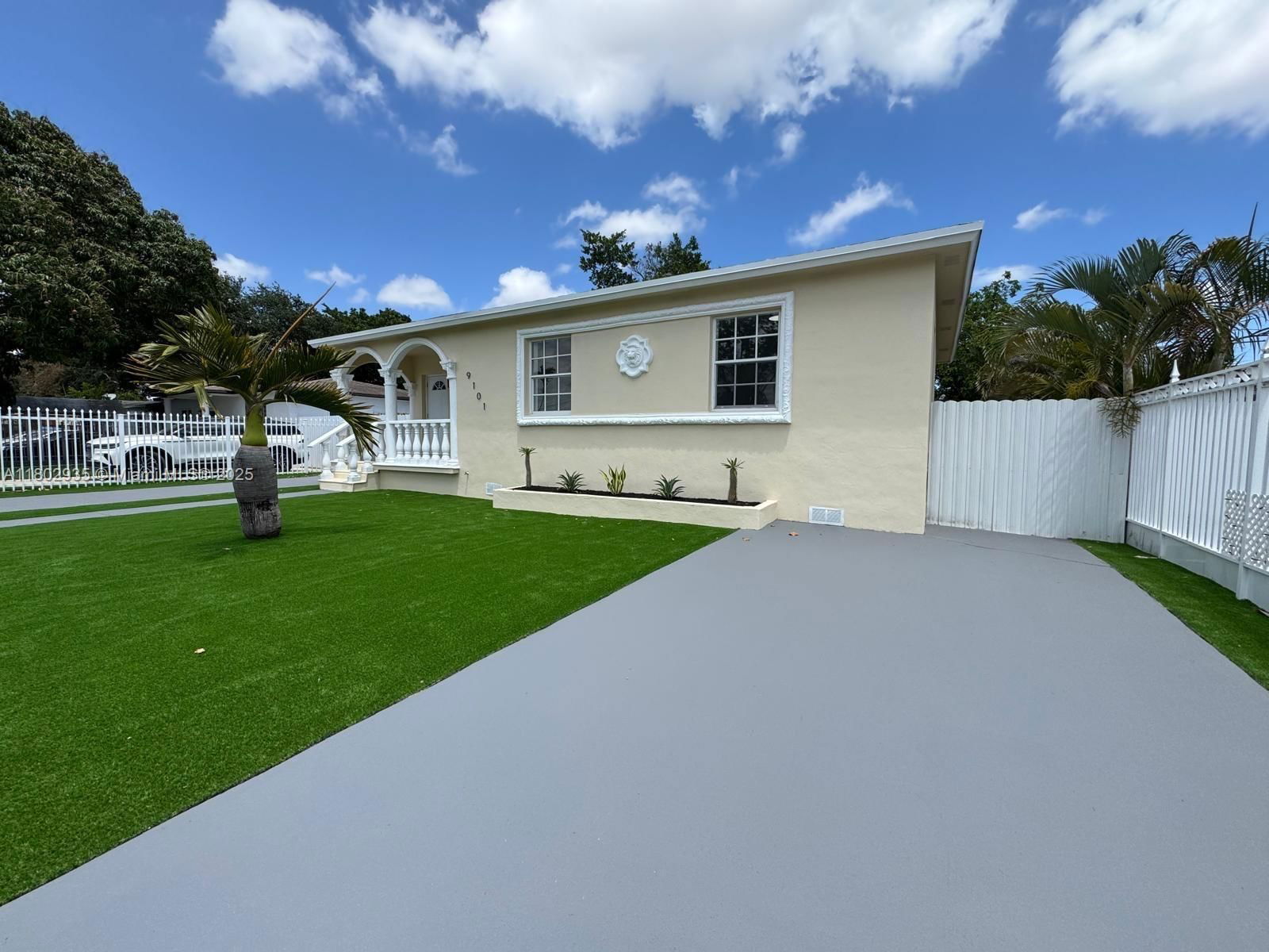 Real estate property located at 9101 35th Ct, Miami-dade, Broadmoor Manor, Miami, FL