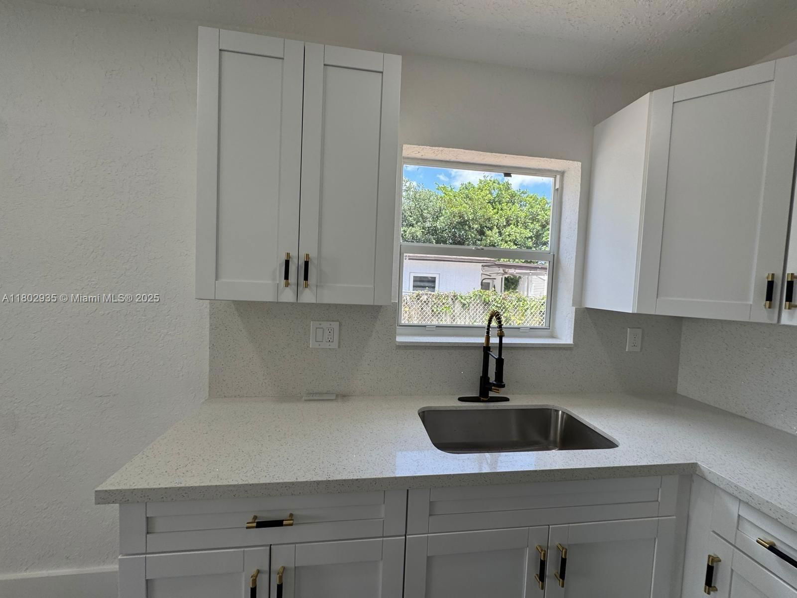 Real estate property located at 9101 35th Ct, Miami-dade, Broadmoor Manor, Miami, FL