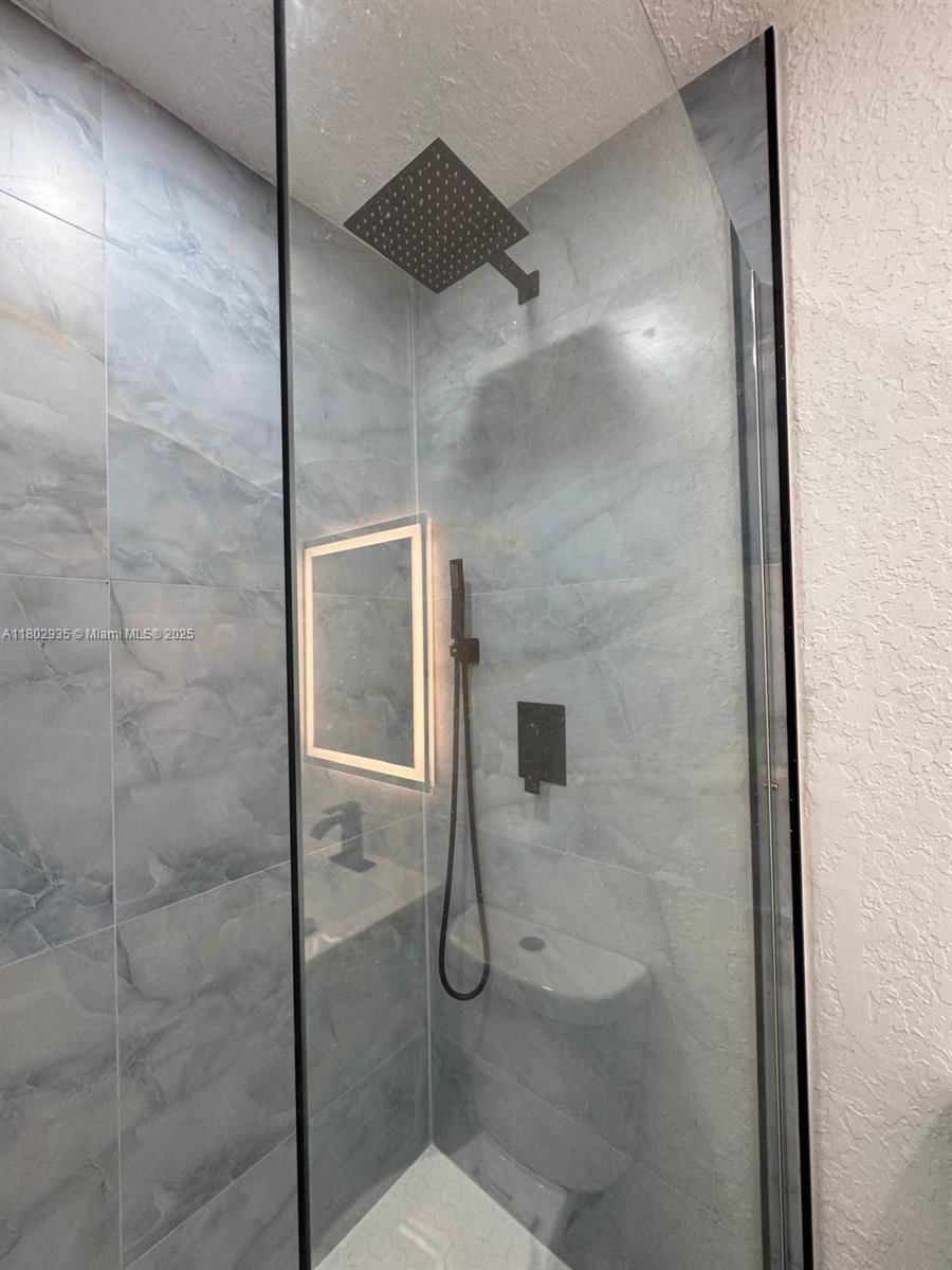 Real estate property located at 9101 35th Ct, Miami-dade, Broadmoor Manor, Miami, FL