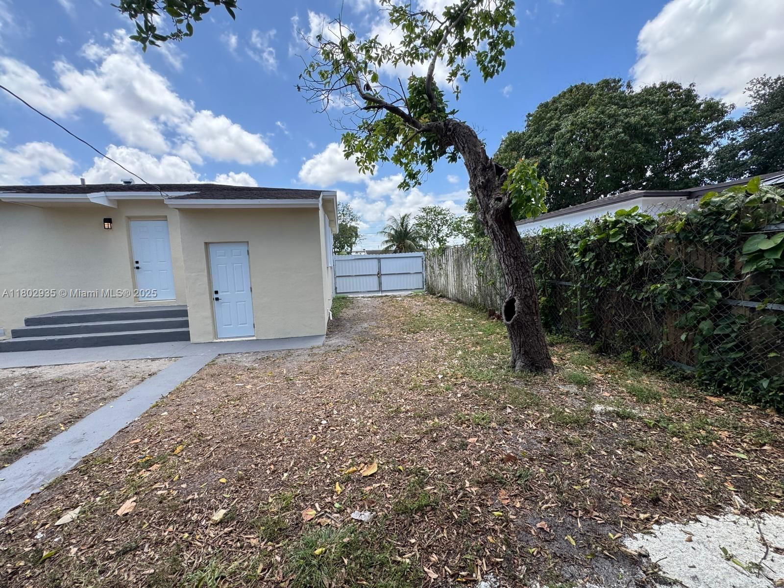 Real estate property located at 9101 35th Ct, Miami-dade, Broadmoor Manor, Miami, FL