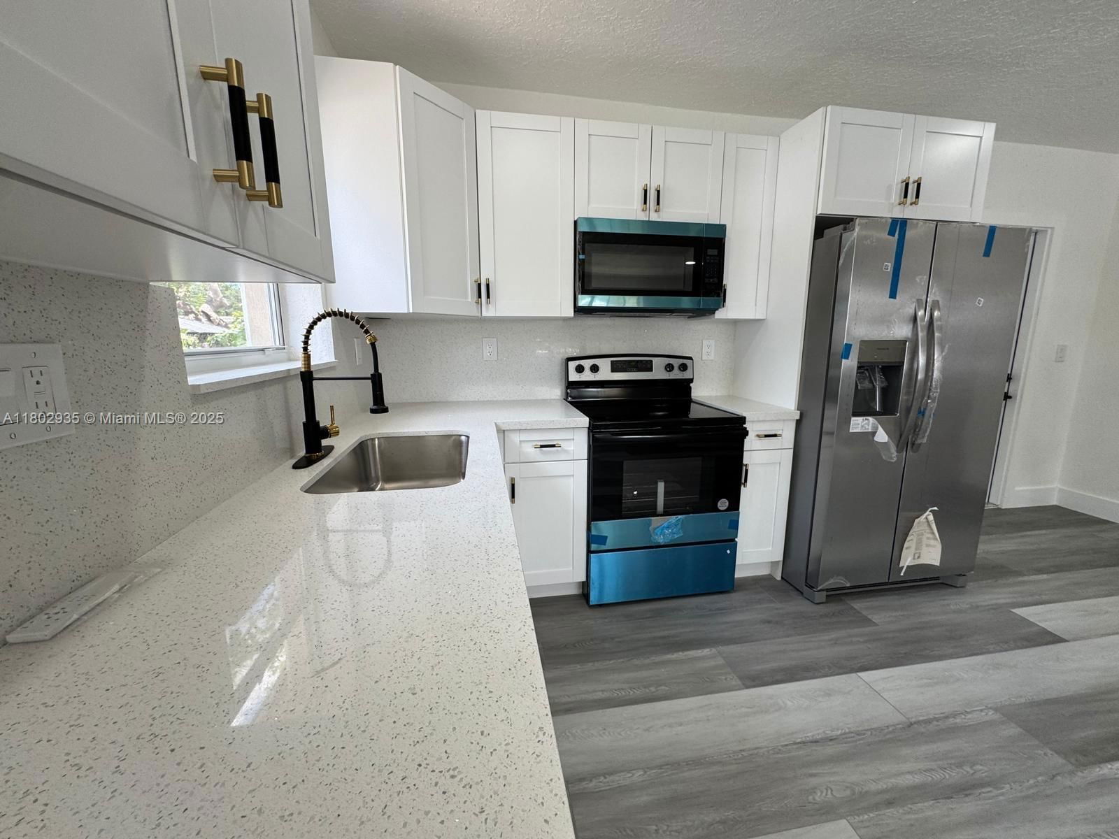 Real estate property located at 9101 35th Ct, Miami-dade, Broadmoor Manor, Miami, FL