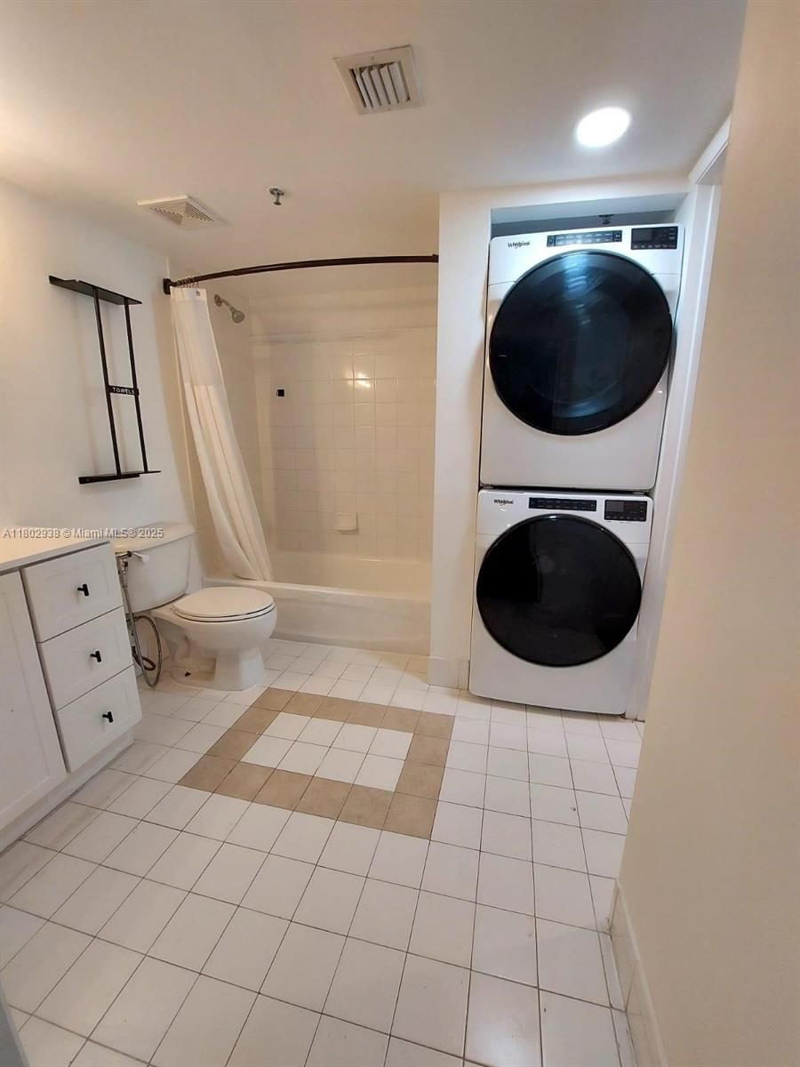 Real estate property located at 1200 Brickell Bay Dr #3708, Miami-dade, The Club At Brickell Bay, Miami, FL