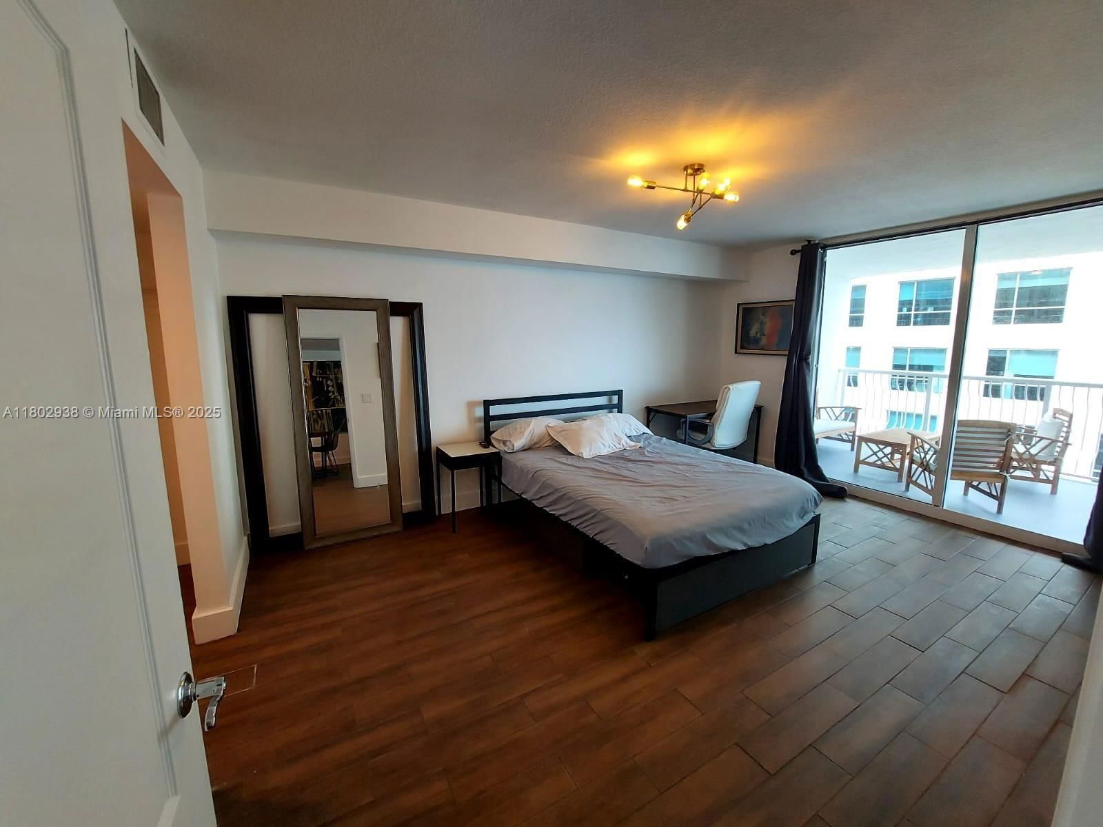 Real estate property located at 1200 Brickell Bay Dr #3708, Miami-dade, The Club At Brickell Bay, Miami, FL