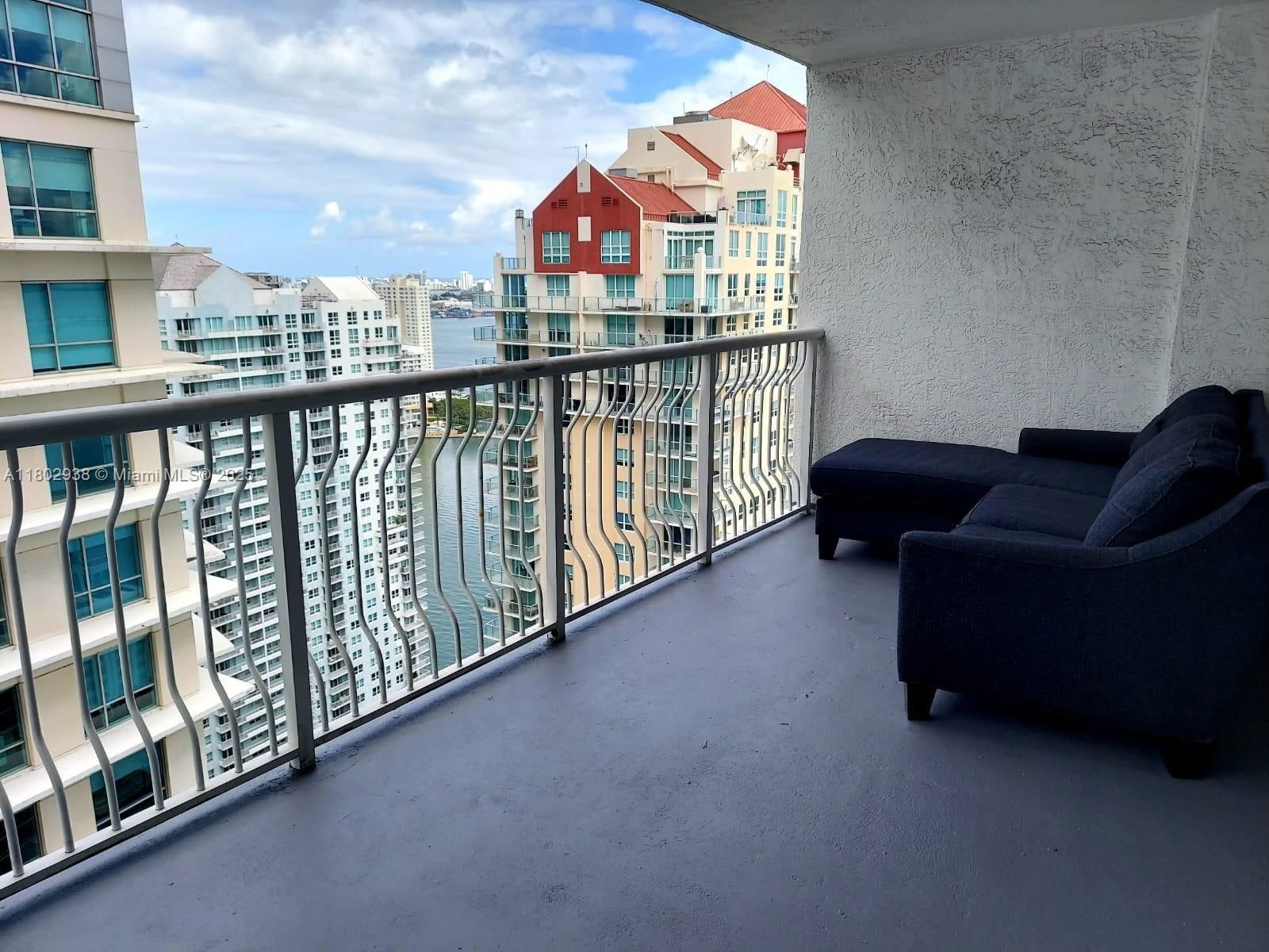 Real estate property located at 1200 Brickell Bay Dr #3708, Miami-dade, The Club At Brickell Bay, Miami, FL