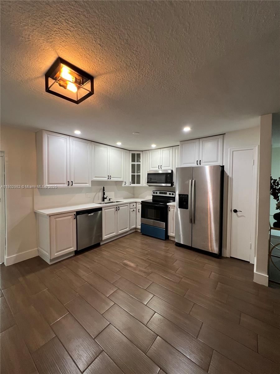 Real estate property located at 6391 8th St, Broward, Kimberly Village Sec One, North Lauderdale, FL