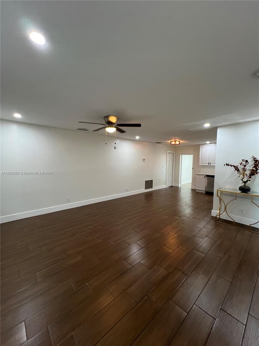 Real estate property located at 6391 8th St, Broward, Kimberly Village Sec One, North Lauderdale, FL