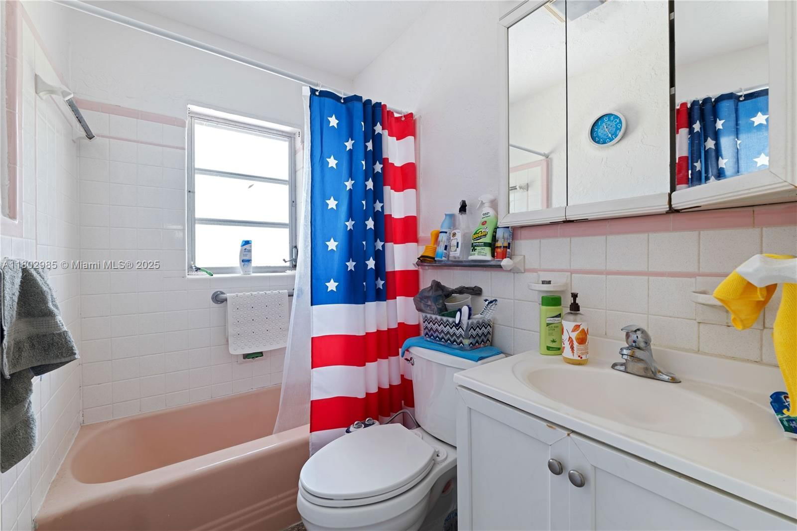Real estate property located at 409 Poplar Ave, St Lucie, River Park Unit 2, Port St. Lucie, FL