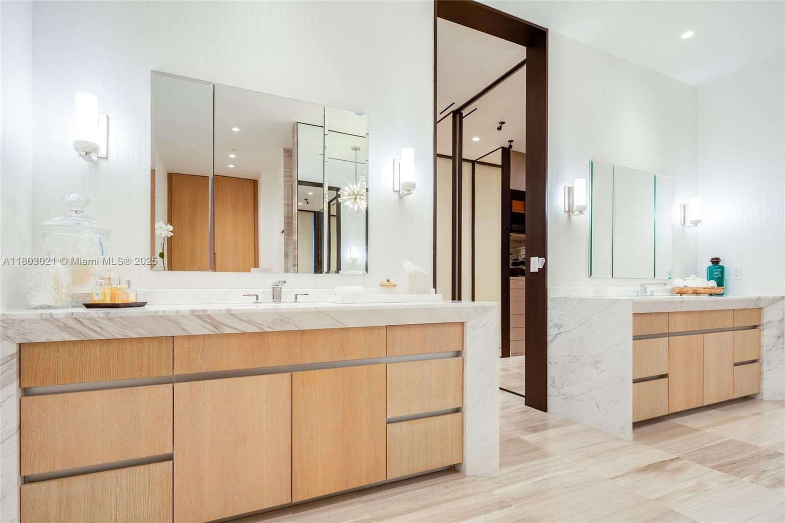 Real estate property located at 2821 Bayshore Dr #20AB, Miami-dade, Two Park Grove Condo, Miami, FL