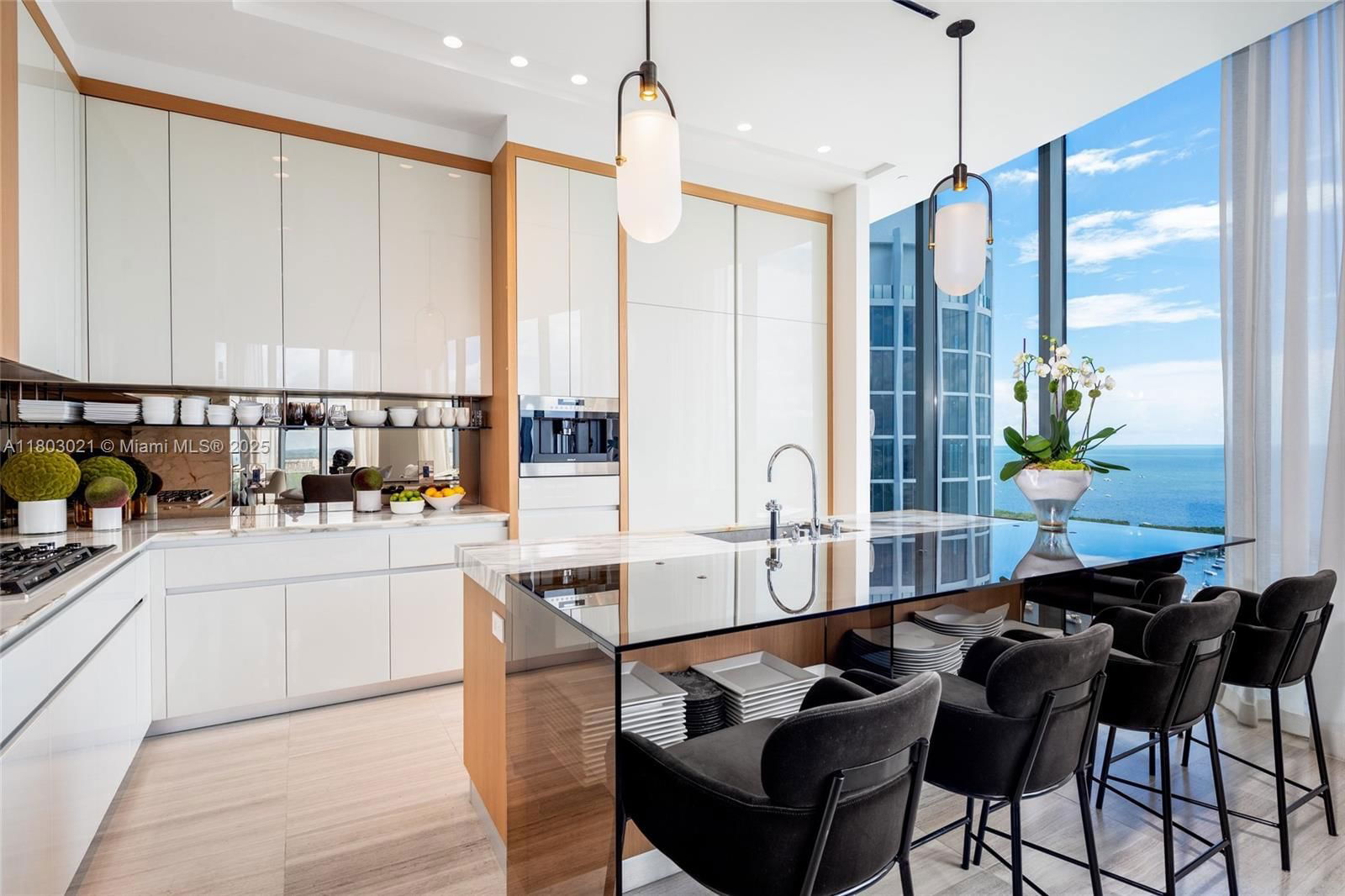Real estate property located at 2821 Bayshore Dr #20AB, Miami-dade, Two Park Grove Condo, Miami, FL