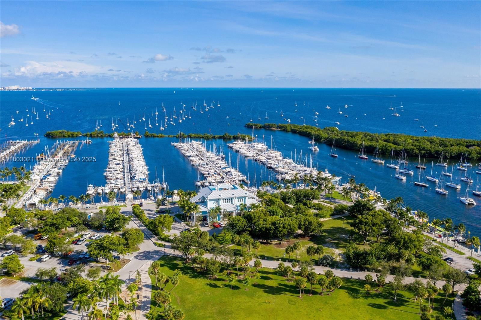 Real estate property located at 2821 Bayshore Dr #20AB, Miami-dade, Two Park Grove Condo, Miami, FL