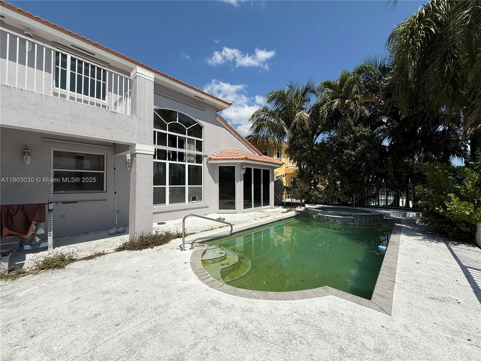 Real estate property located at 4225 151st Ter, Broward, Replat Of Country Lakes, Miramar, FL