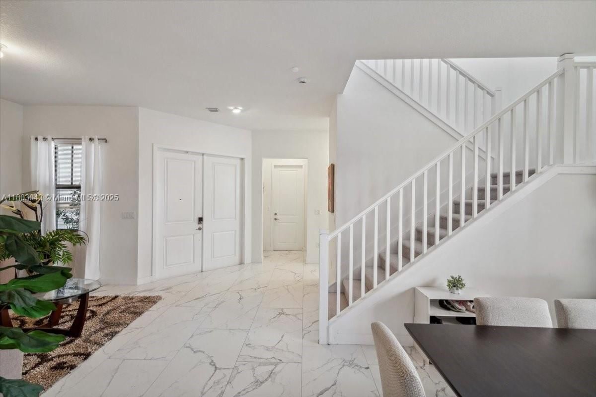 Real estate property located at 17333 46th St, Broward, Tuscan Isles, Miramar, FL