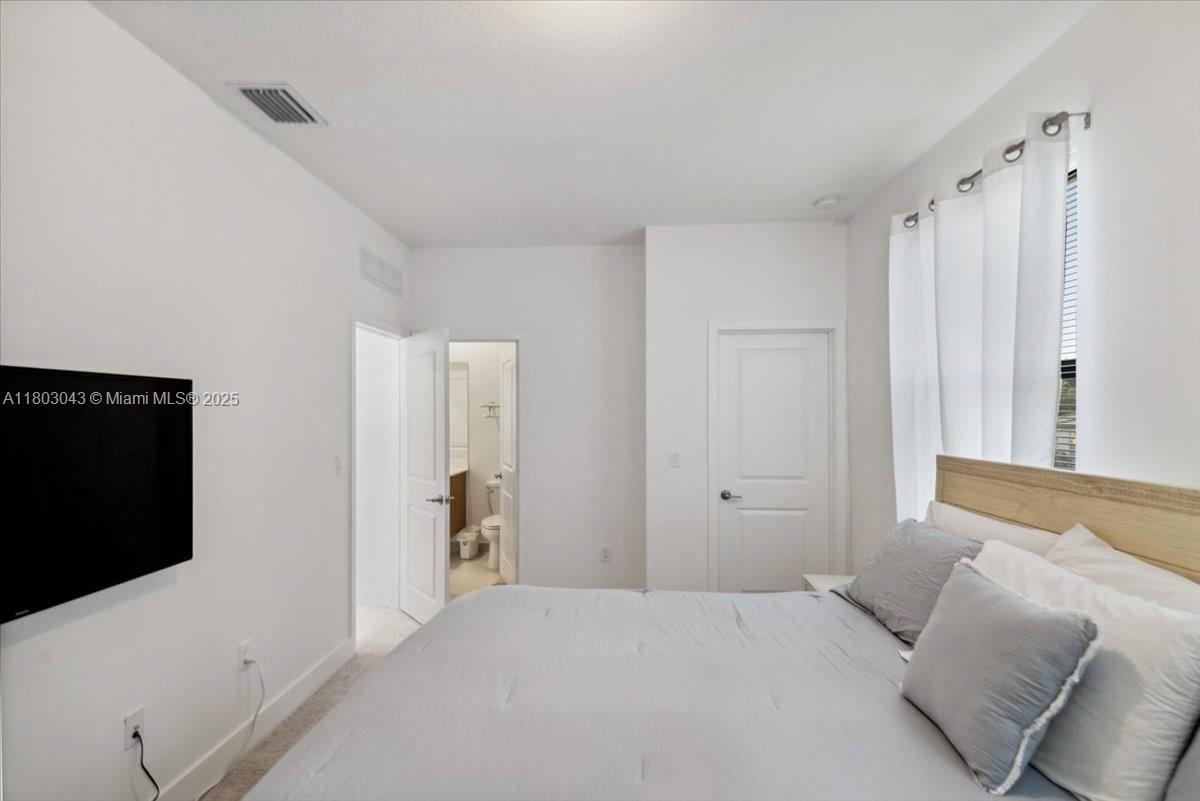 Real estate property located at 17333 46th St, Broward, Tuscan Isles, Miramar, FL