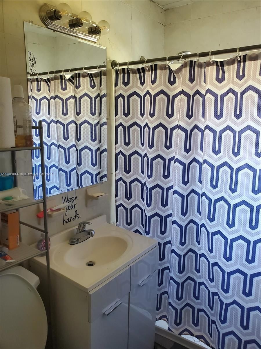 Real estate property located at 5855 61st St, Miami-dade, University Mnr, Miami, FL