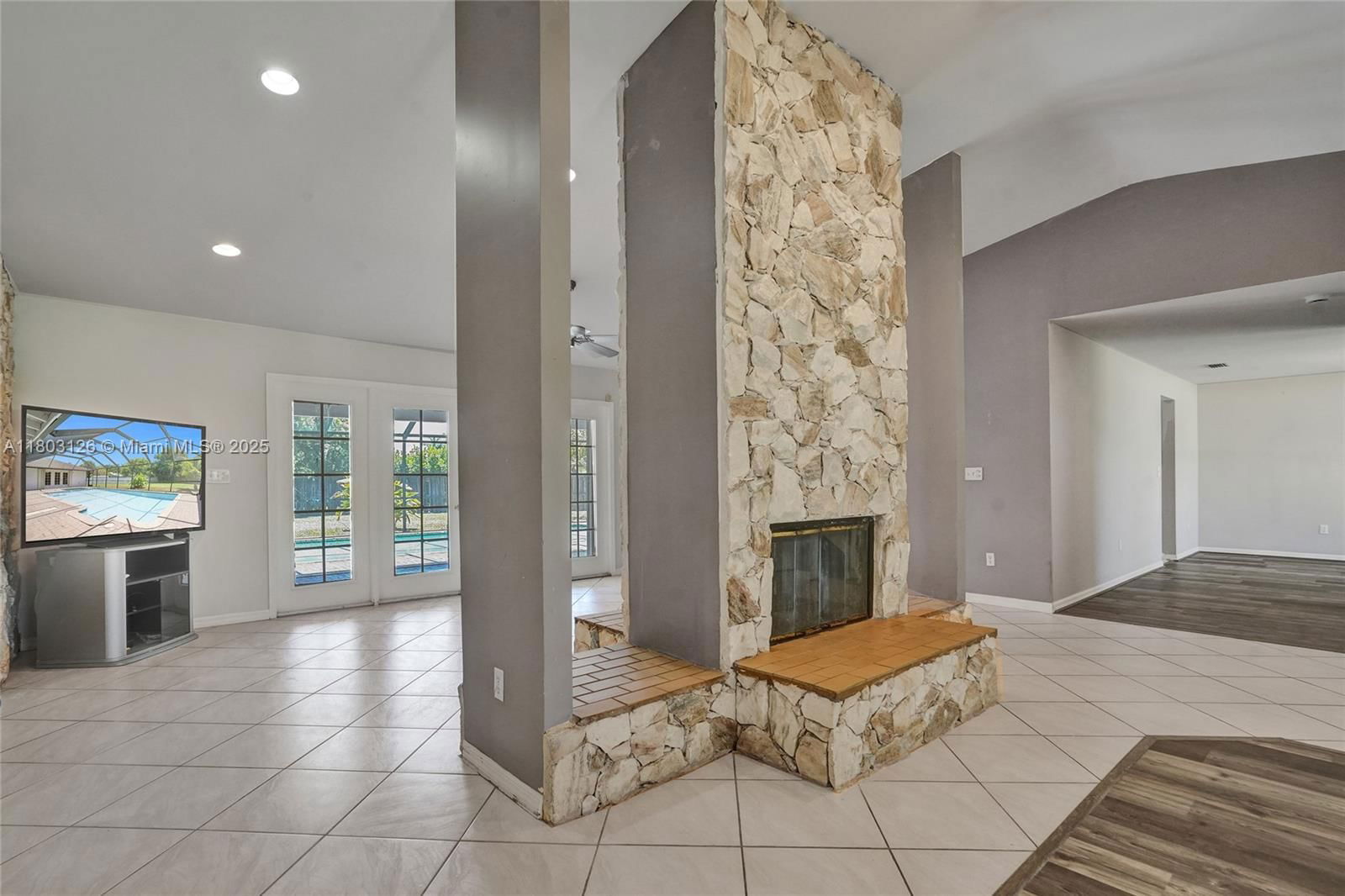 Real estate property located at 14940 164th Ter, Miami-dade, Kings Grove, Miami, FL