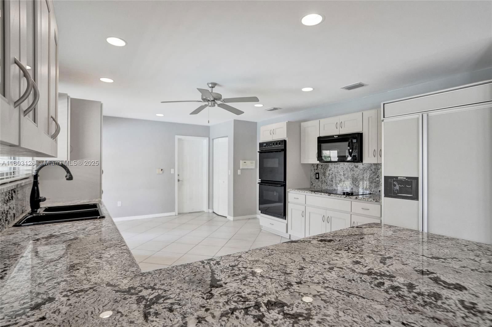 Real estate property located at 14940 164th Ter, Miami-dade, Kings Grove, Miami, FL
