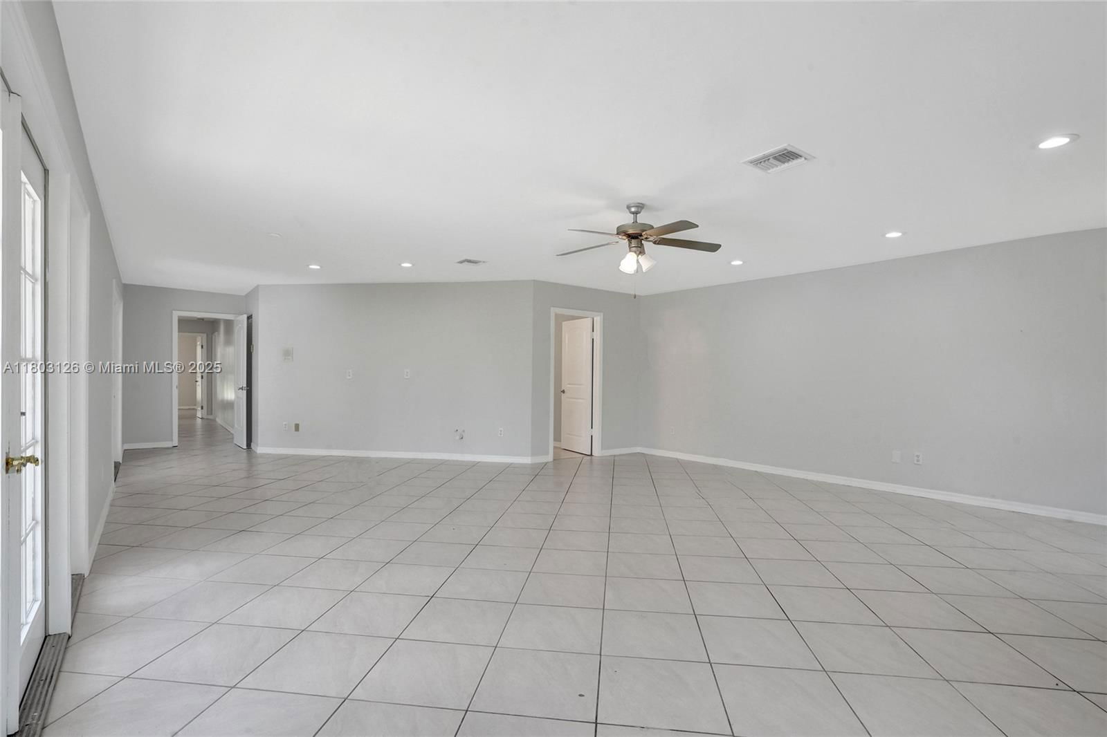 Real estate property located at 14940 164th Ter, Miami-dade, Kings Grove, Miami, FL