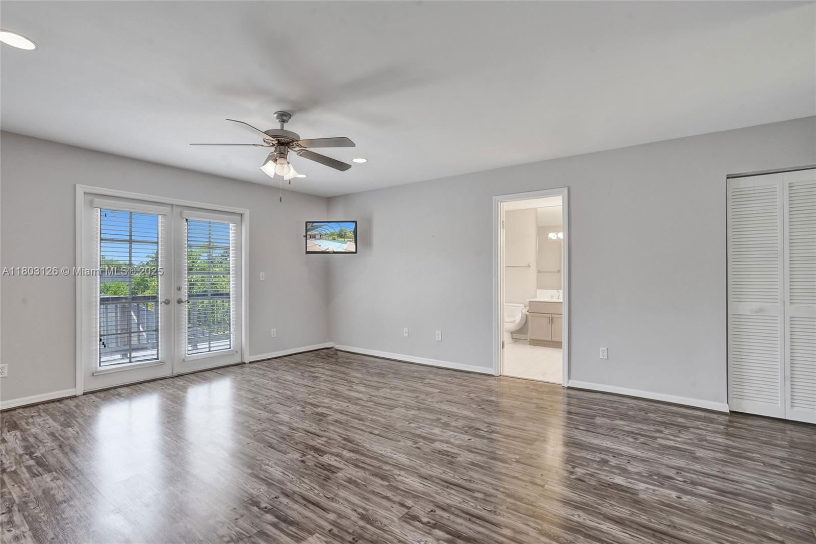 Real estate property located at 14940 164th Ter, Miami-dade, Kings Grove, Miami, FL