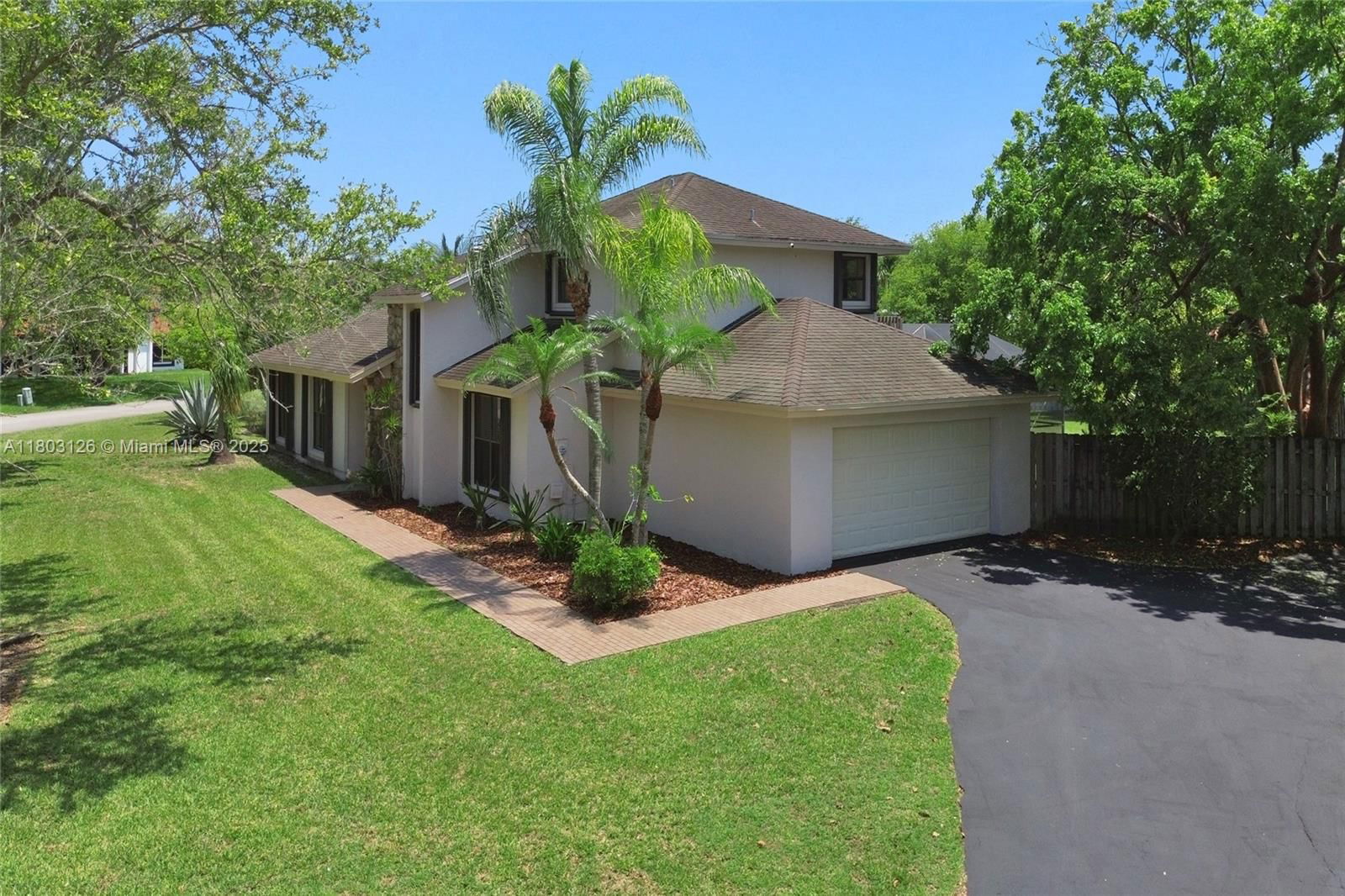 Real estate property located at 14940 164th Ter, Miami-dade, Kings Grove, Miami, FL