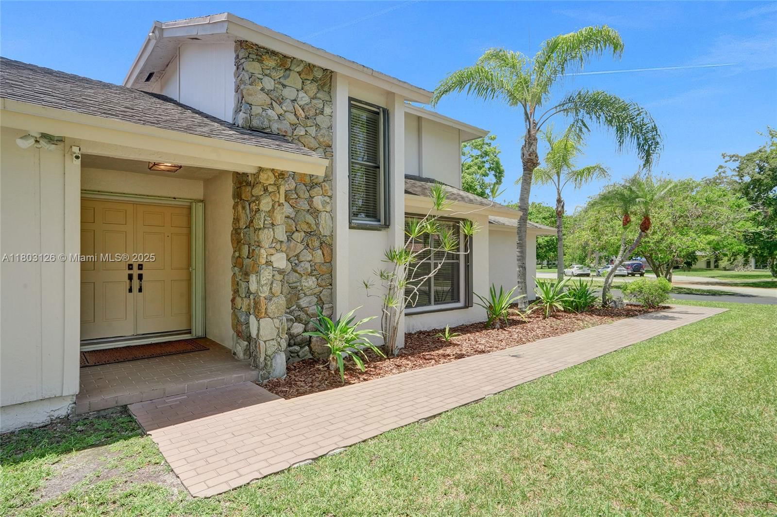 Real estate property located at 14940 164th Ter, Miami-dade, Kings Grove, Miami, FL