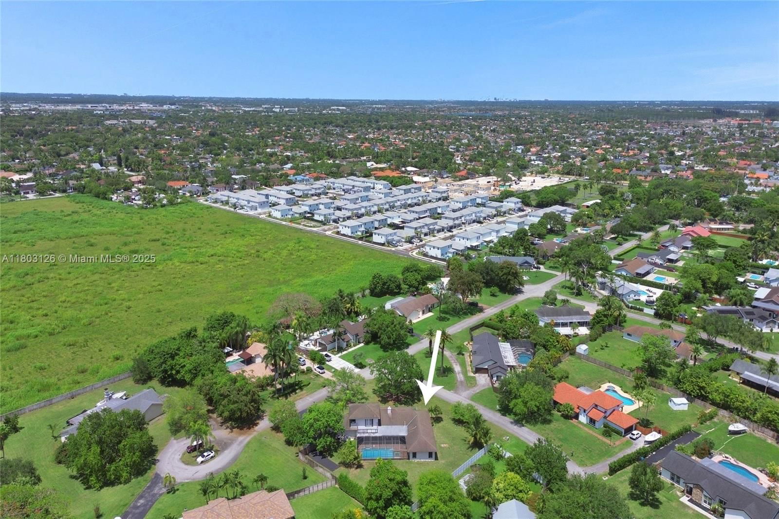 Real estate property located at 14940 164th Ter, Miami-dade, Kings Grove, Miami, FL