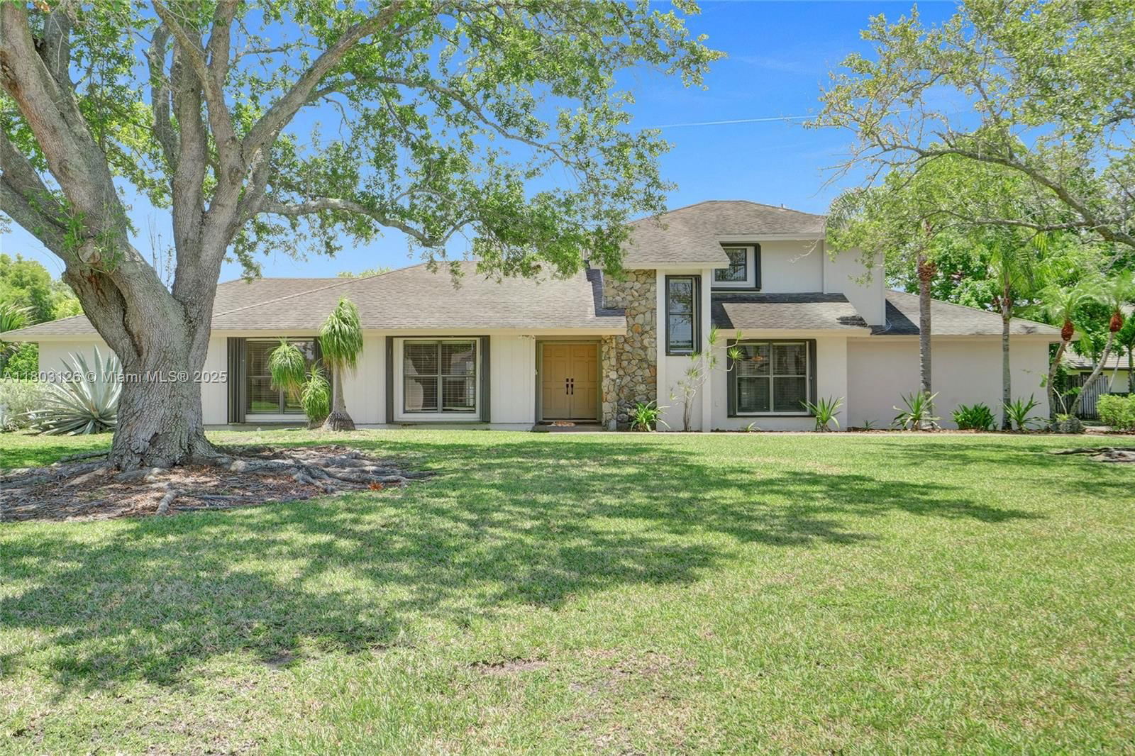 Real estate property located at 14940 164th Ter, Miami-dade, Kings Grove, Miami, FL