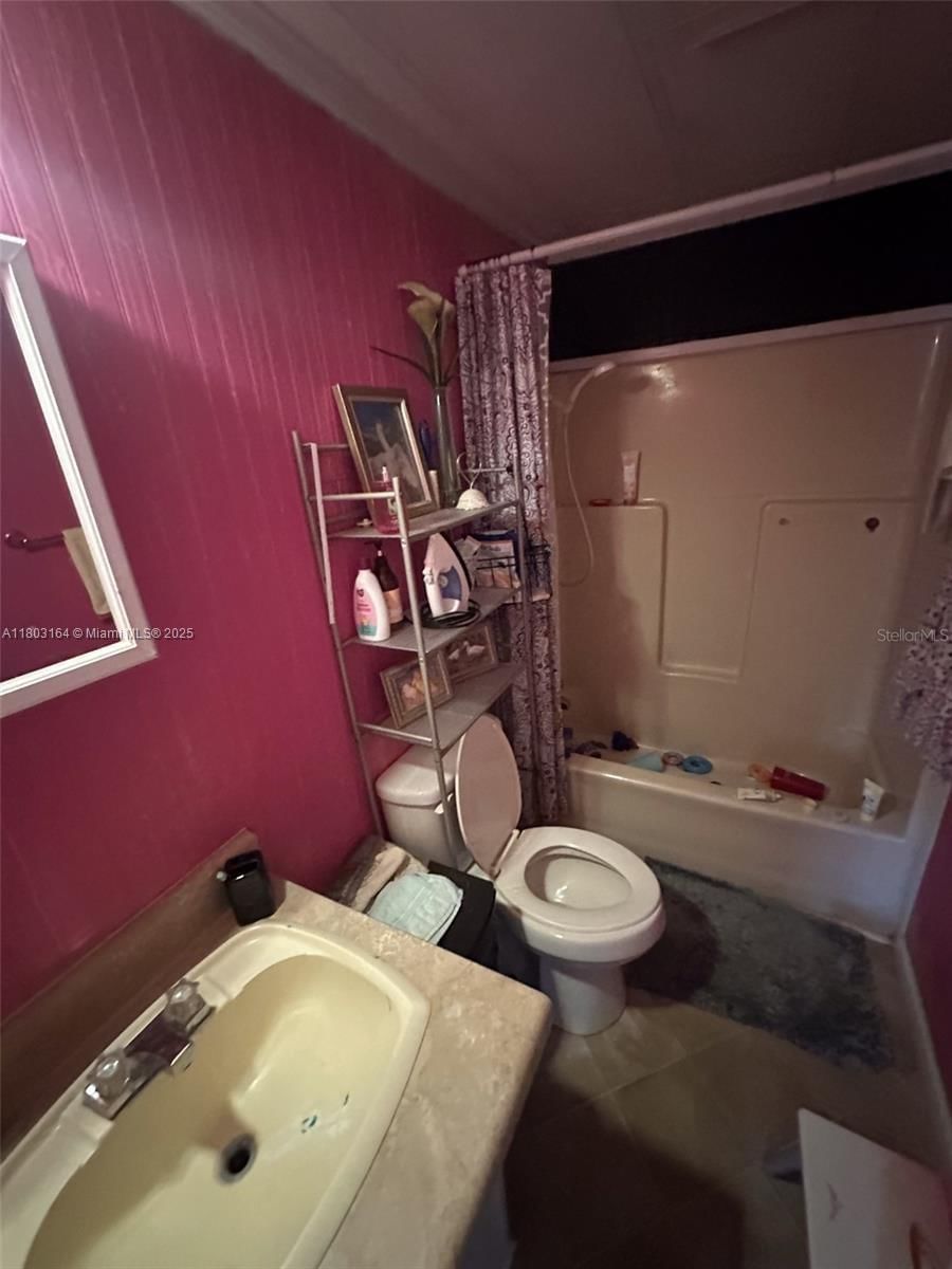 Real estate property located at 345 SE ROLLING HILLS DRIVE, Other, Not In Subdivision, Other City - In The State Of Florida, FL