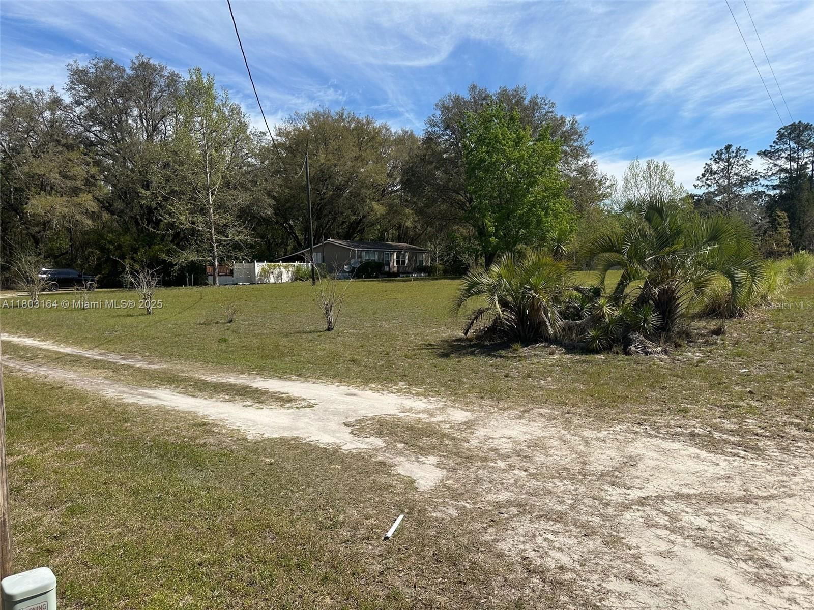 Real estate property located at 345 SE ROLLING HILLS DRIVE, Other, Not In Subdivision, Other City - In The State Of Florida, FL