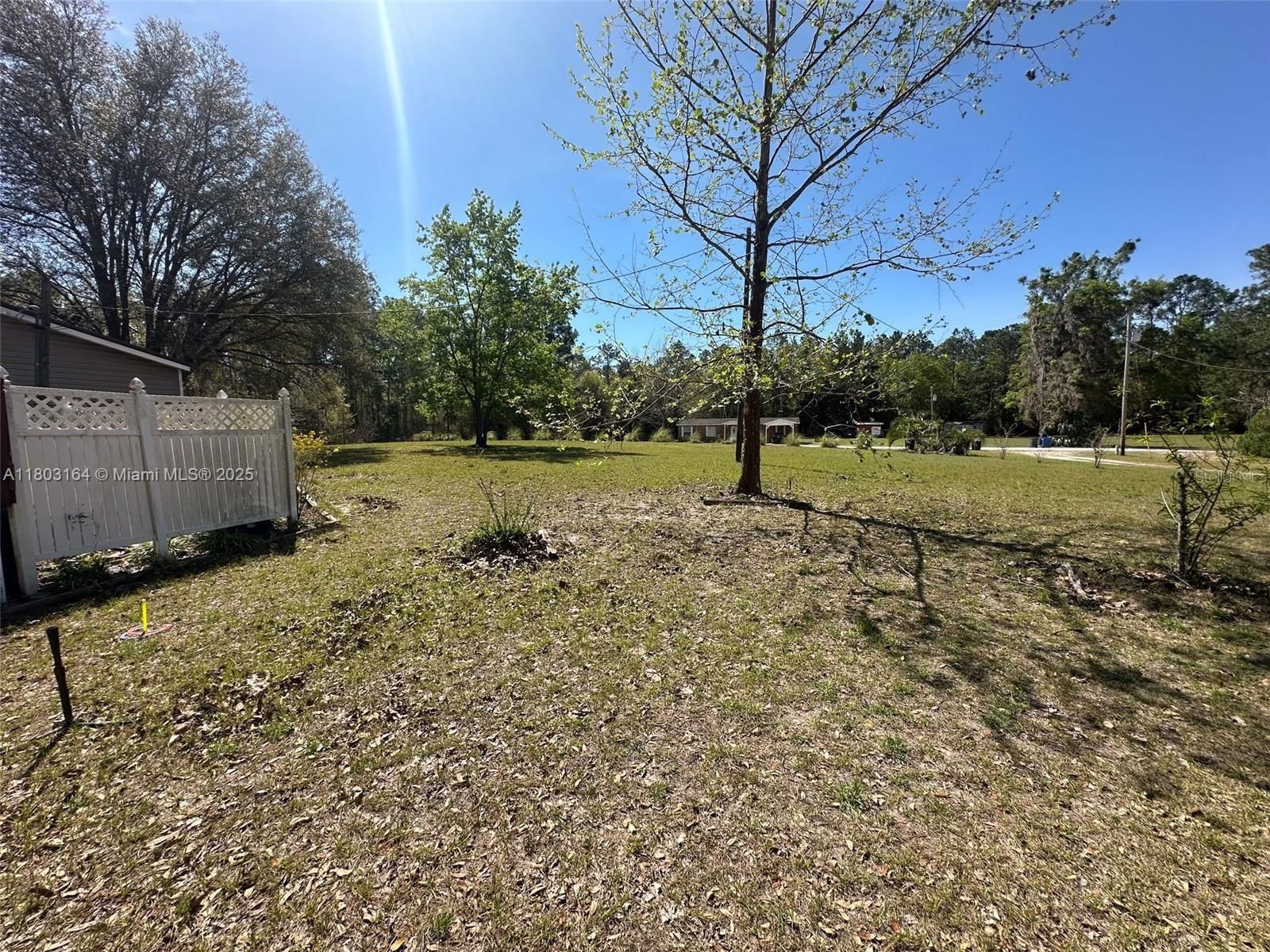Real estate property located at 345 SE ROLLING HILLS DRIVE, Other, Not In Subdivision, Other City - In The State Of Florida, FL