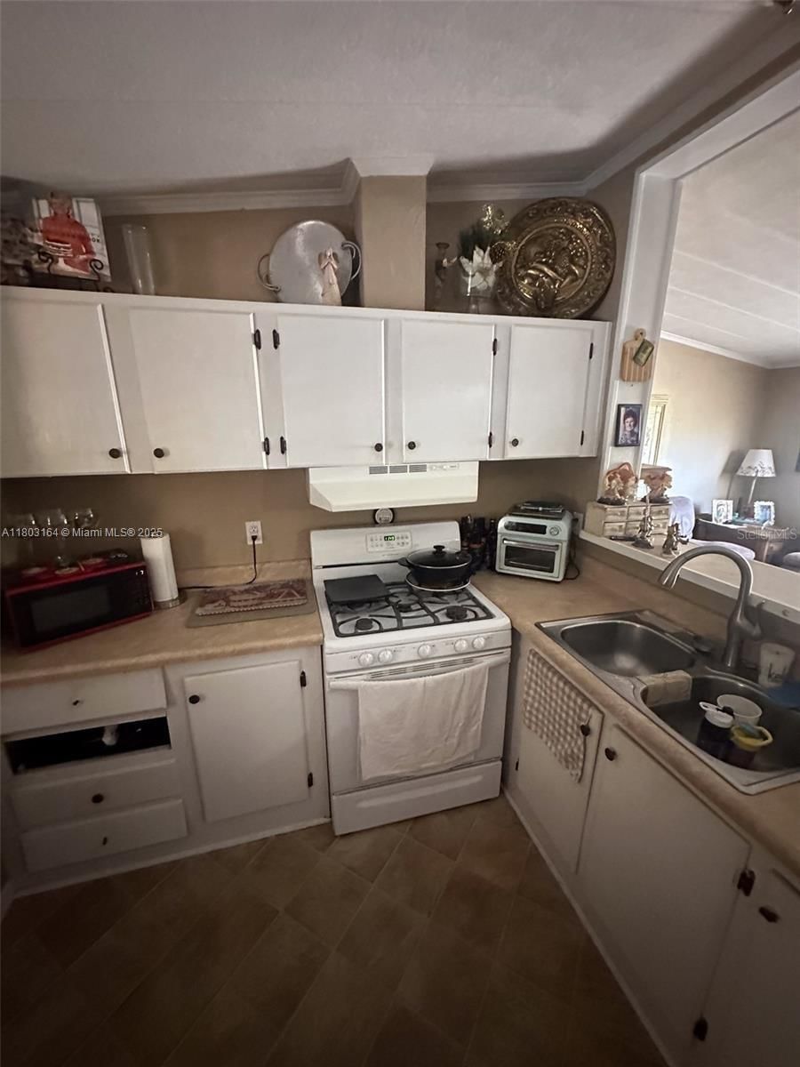 Real estate property located at 345 SE ROLLING HILLS DRIVE, Other, Not In Subdivision, Other City - In The State Of Florida, FL