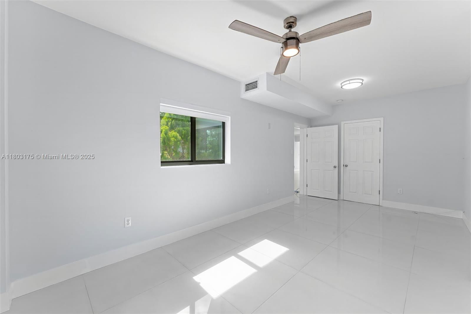 Real estate property located at 1998 180th St, Miami-dade, Fulford By The Sea, North Miami Beach, FL