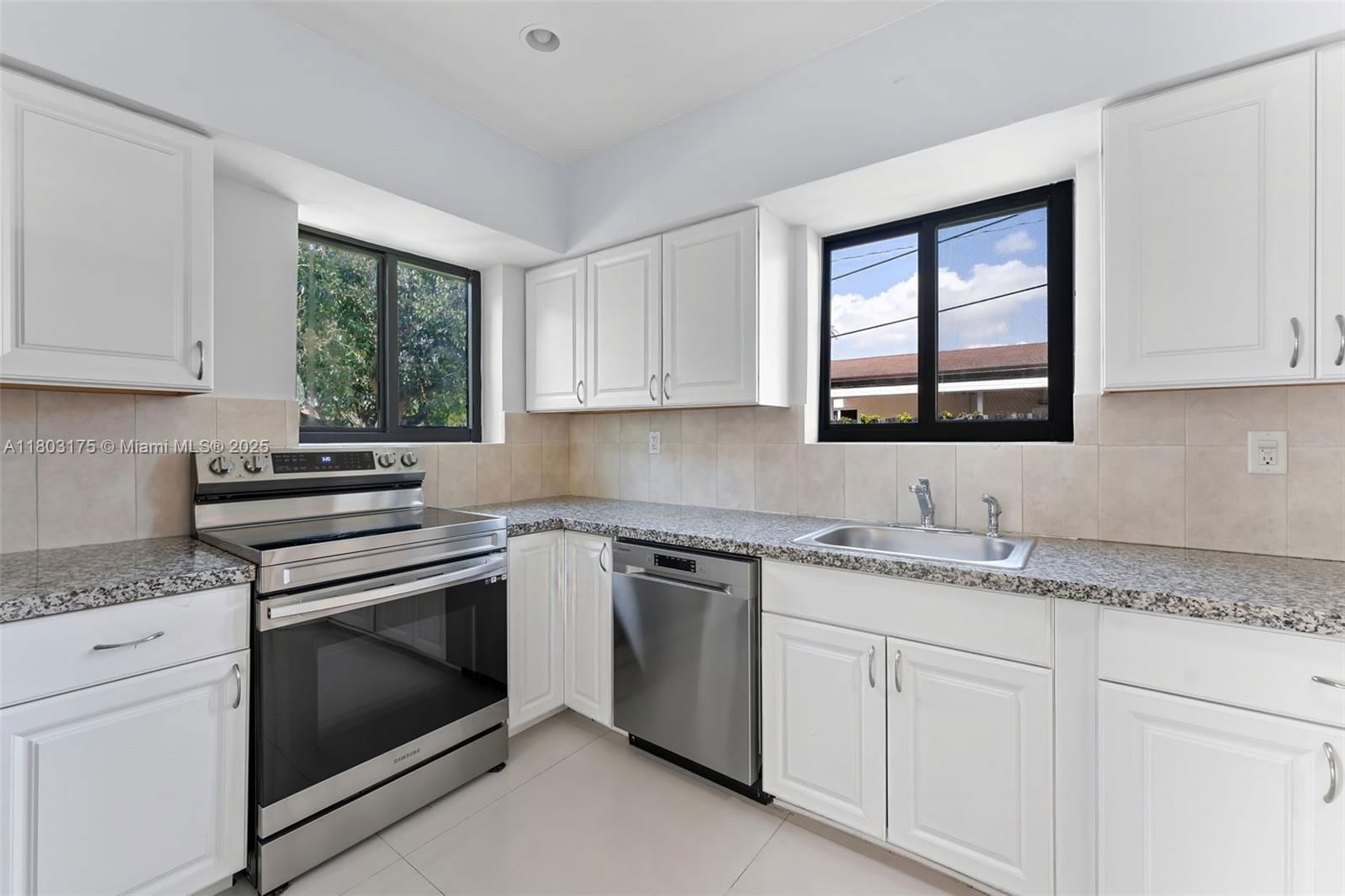 Real estate property located at 1998 180th St, Miami-dade, Fulford By The Sea, North Miami Beach, FL