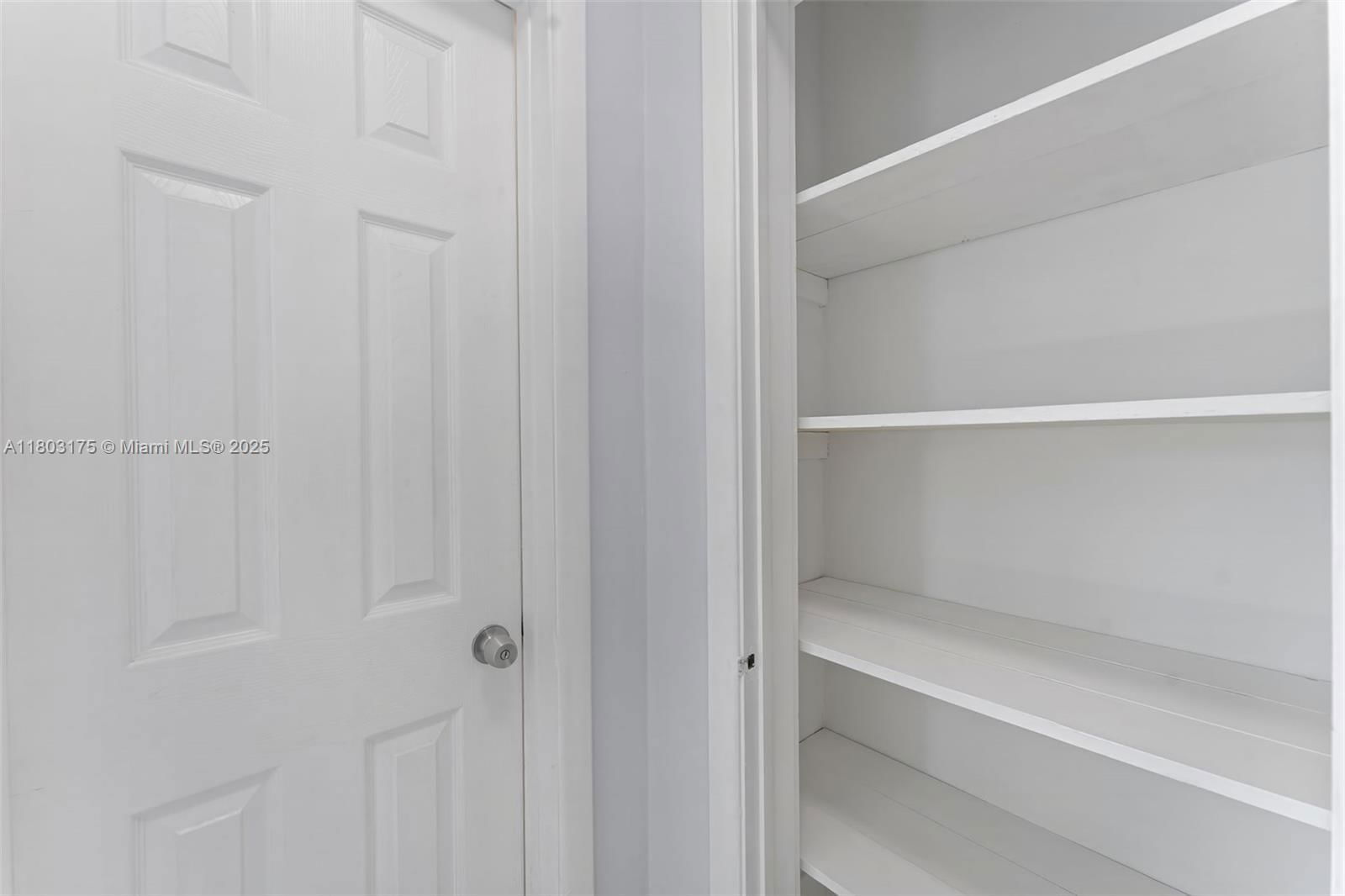 Real estate property located at 1998 180th St, Miami-dade, Fulford By The Sea, North Miami Beach, FL